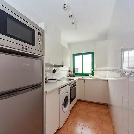 Luxury Ocean Views * Тиас